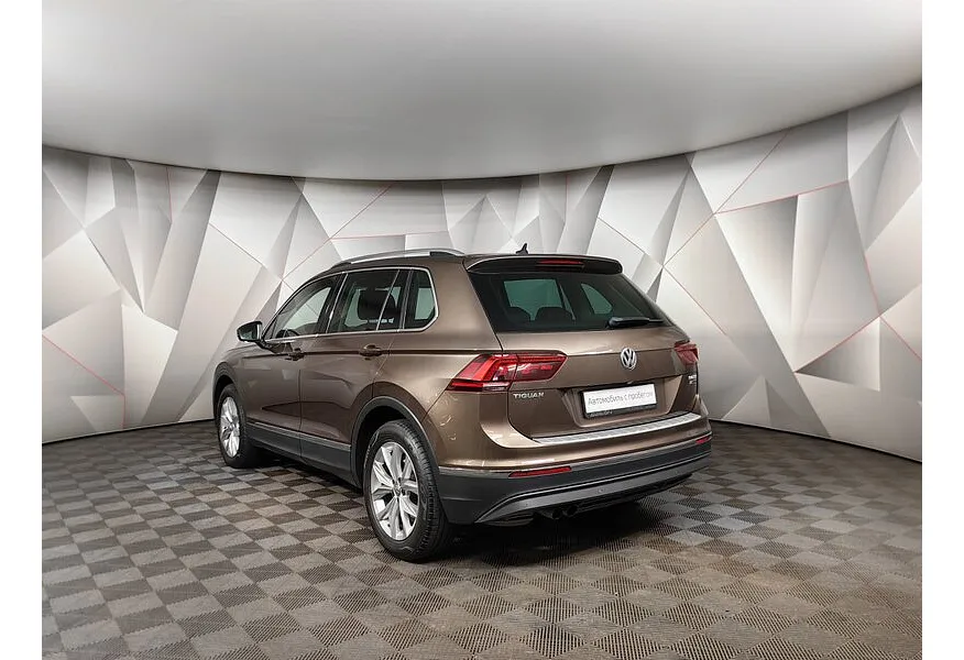 Volkswagen Tiguan 2.0 TSI 4Motion DSG (180 л.с.) Highline Коричневый в АВИЛОН. Слайд №7