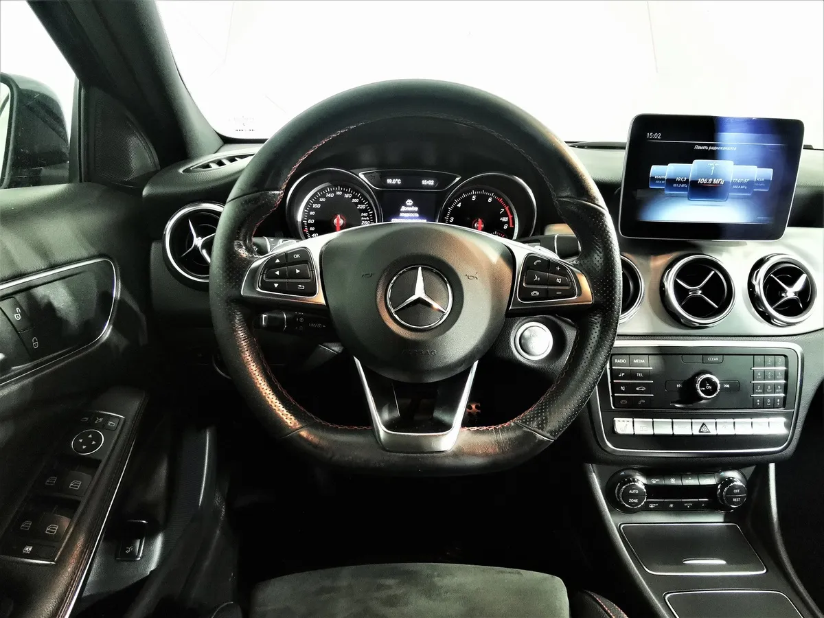 Mercedes-Benz GLA 250 7G-DCT 4MATIC (211 л.с.) Особая серия Синий в АВИЛОН. Слайд №19