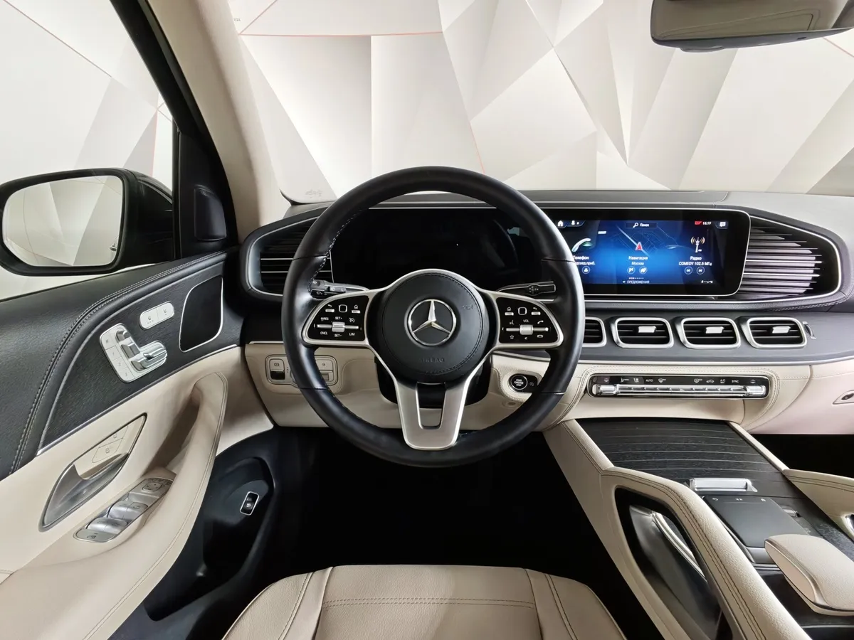 Mercedes-Benz GLE 300 d 4MATIC 9G-TRONIC (245 л.с.) Sport Черный в АВИЛОН. Слайд №19
