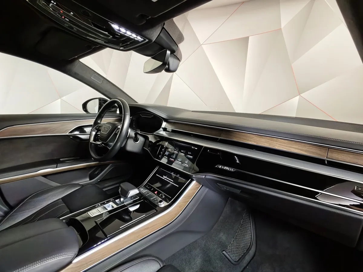 Audi A8 3.0 TFSI L tiptronic quattro (340 л.с.) Черный в АВИЛОН. Слайд №13