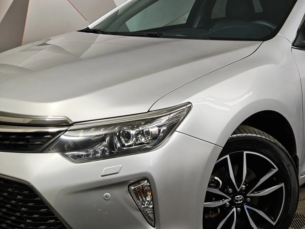 Toyota Camry 2.5 AT (181 л.с.) Классик Серебристый в АВИЛОН. Слайд №10