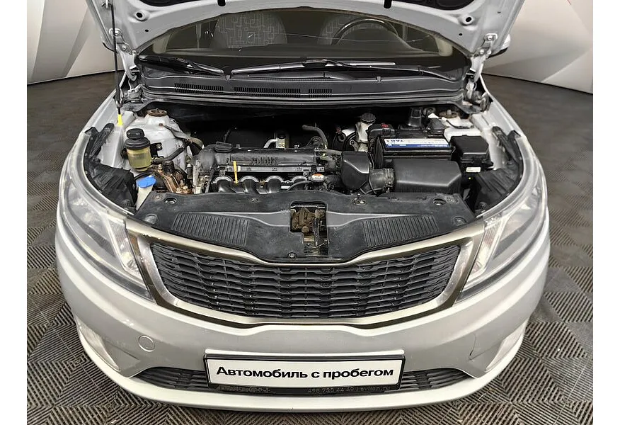 Kia Rio 1.6 MT (123 л.с.) Comfort Серебристый в АВИЛОН. Слайд №11