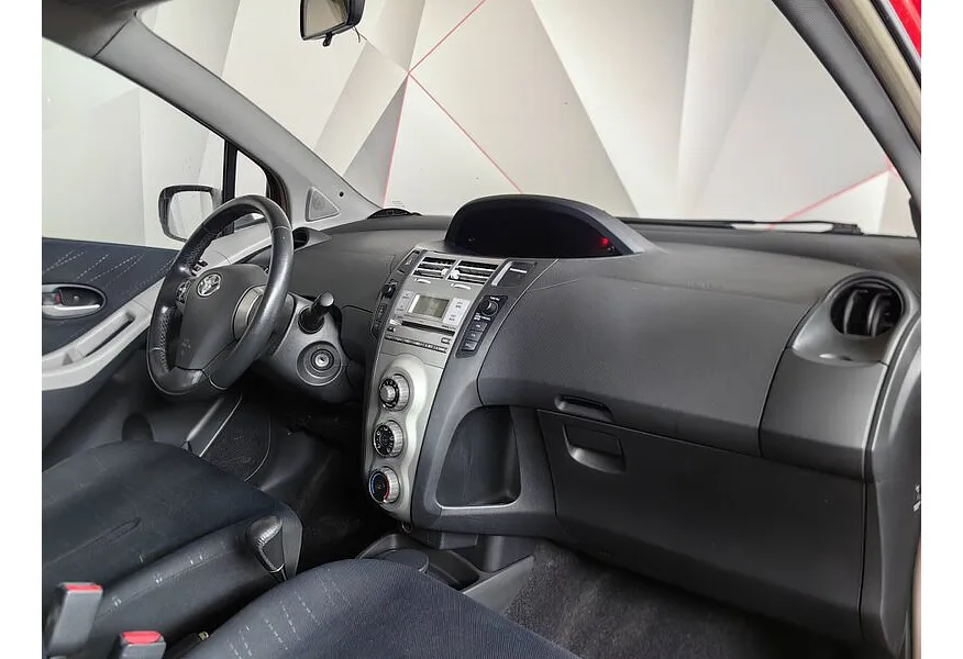 LIVE. Слайд №6