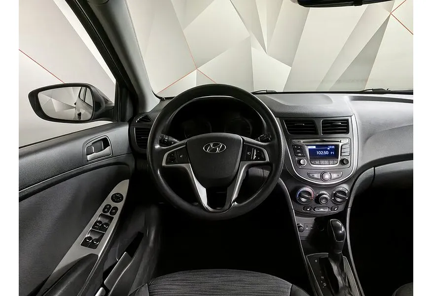 Hyundai Solaris 1.6 AT (123 л.с.) Comfort Коричневый в АВИЛОН. Слайд №17