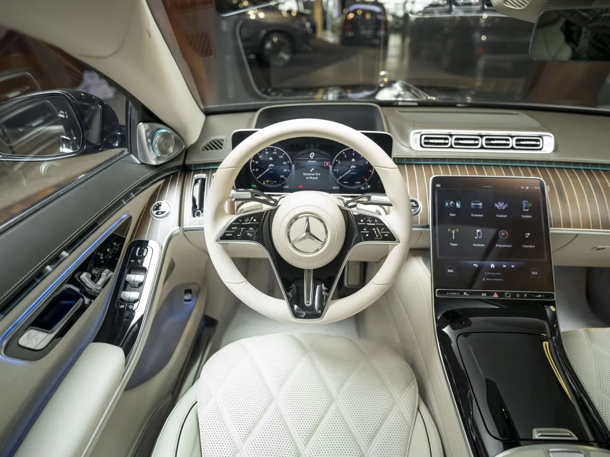 Mercedes-Benz S-Класс Maybach S 580 9G-Tronic 4Matic (503 л.с.) Черный в АВИЛОН. Слайд №11