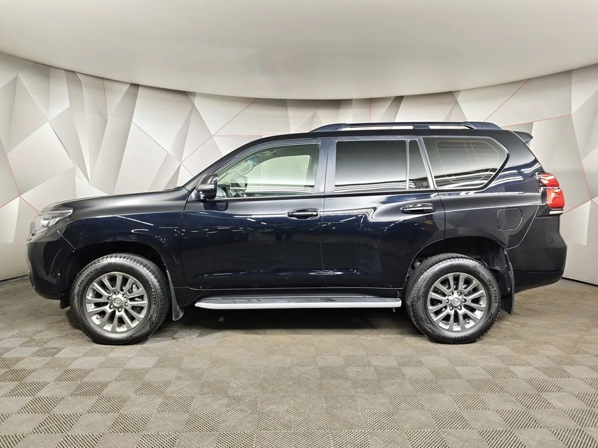 Toyota Land Cruiser Prado 4.0 AT AWD (249 л.с.) Черный в АВИЛОН. Слайд №5