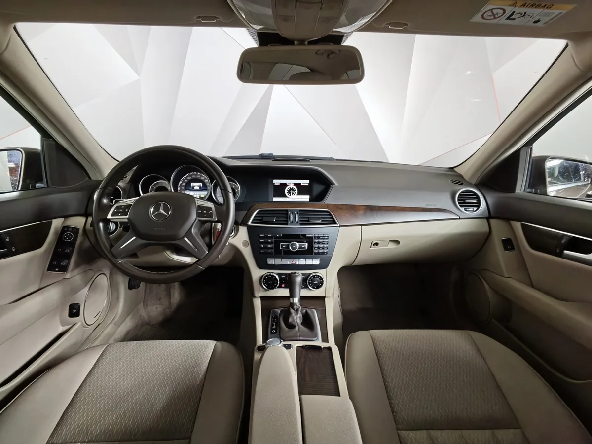 Mercedes-Benz C-Класс C 250 BlueEfficiency 7G-Tronic Plus (204 л.с.) Avangarde Sport+ Коричневый в АВИЛОН. Слайд №13
