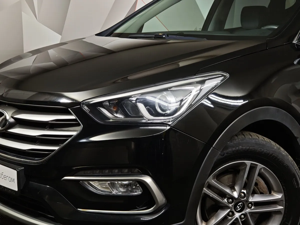 Hyundai Santa Fe 2.2 CRDI AT AWD (200 л.с.) Comfort Черный в АВИЛОН. Слайд №10