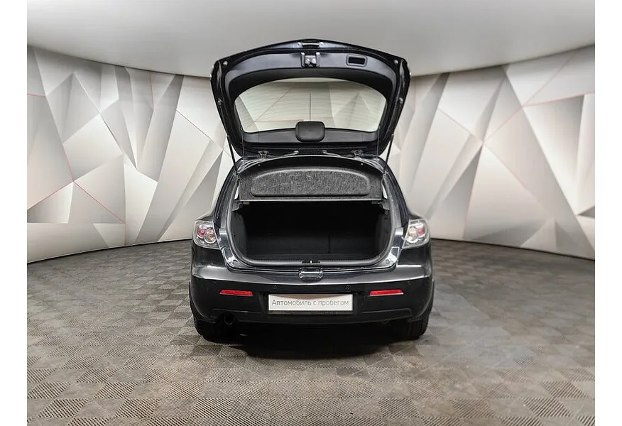 Mazda 3 1.6 AT (105 л.с.) Черный в АВИЛОН. Слайд №11