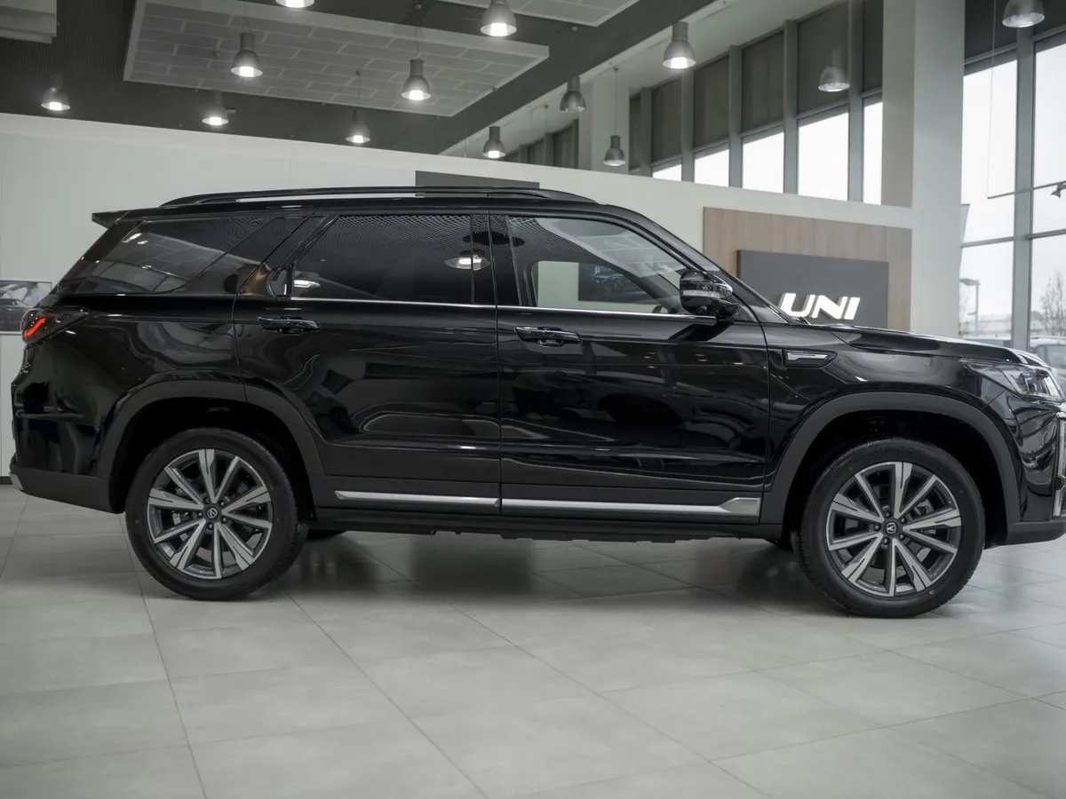 Changan CS95 2.0 AT 4WD (226 л.с.) Tech Черный в АВИЛОН. Слайд №4