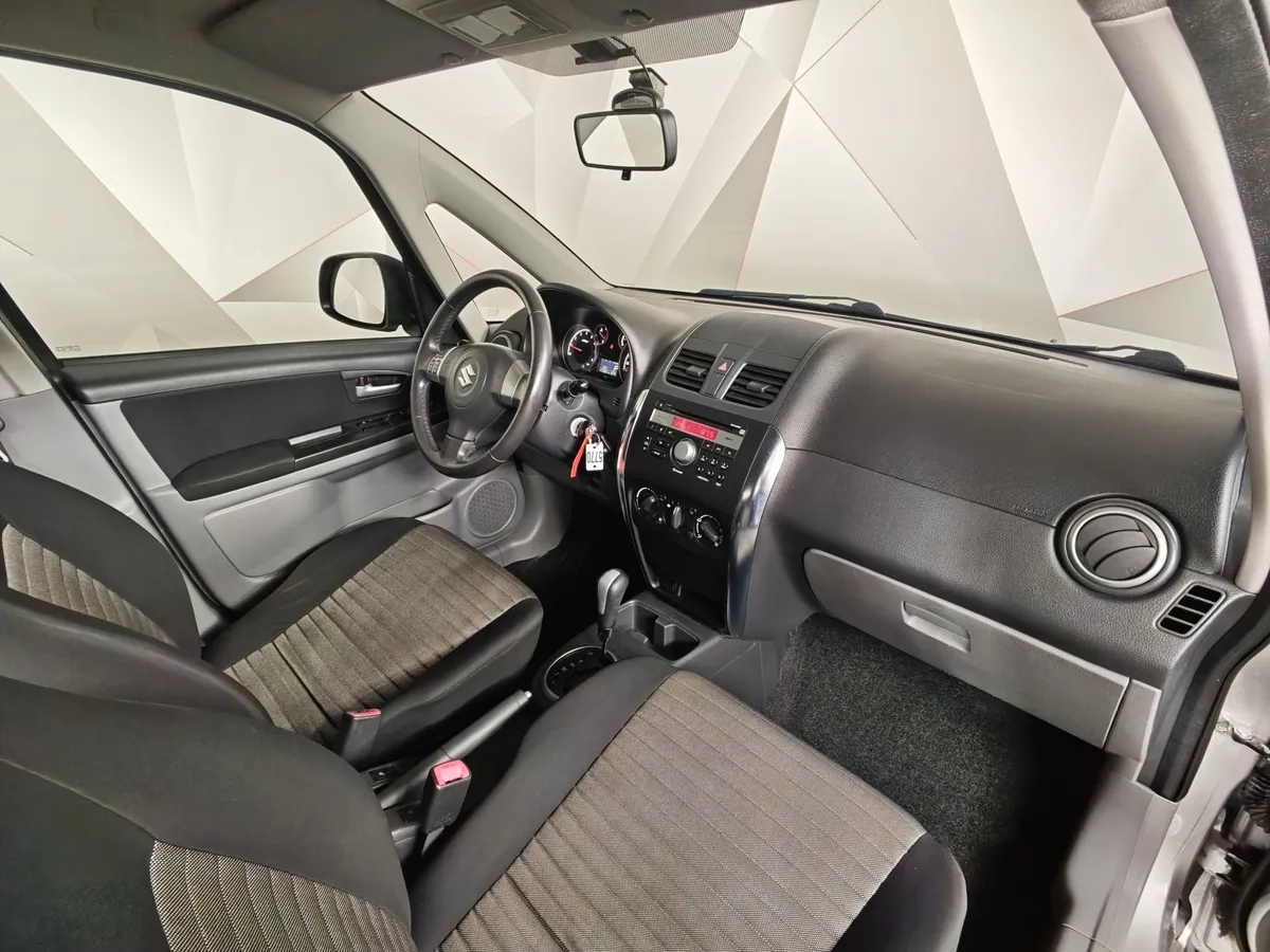 Suzuki SX4 1.6 AT (112 л.с.) GL+ Серебристый в АВИЛОН. Слайд №13