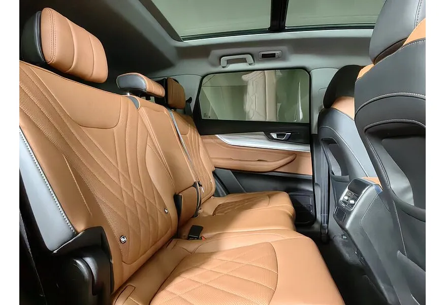 Chery Tiggo 8 Pro Max 2.0 AMT AWD (197 л.с.) Ultimate Синий в АВИЛОН. Слайд №16