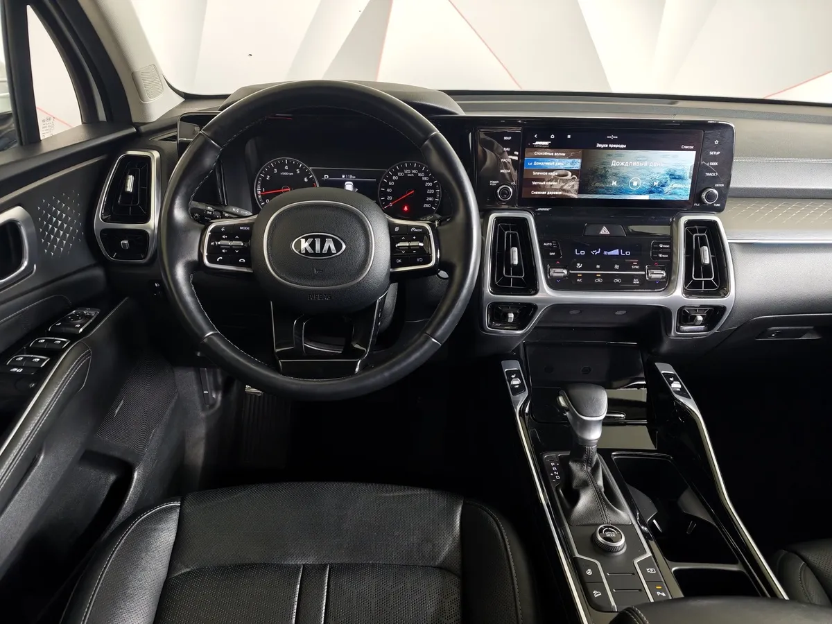 Kia Sorento 2.5 MPI 4WD AT (180 л.с.) Comfort Белый в АВИЛОН. Слайд №20