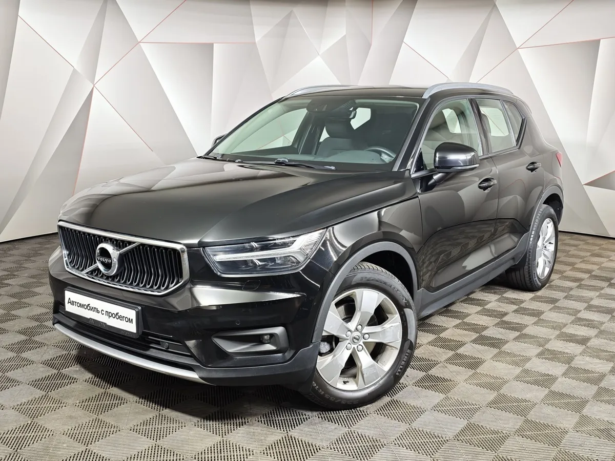 АВИЛОН - Volvo XC40 2.0 T4 Drive-E AT AWD (190 л.с.) Momentum Черный - slide 10199258