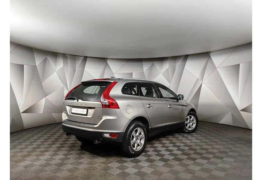 Volvo XC60 2.4 D Geartronic AWD (163 л.с.) Бежевый в АВИЛОН. Слайд №2