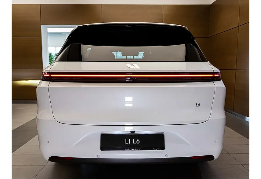 Li Auto L6 1.5 AT 4WD (150 л.с.) Max Белый в АВИЛОН. Слайд №4