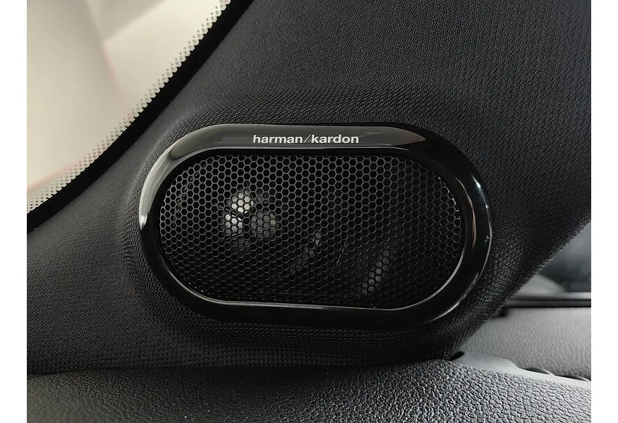 MINI 3 двери JCW 2.0 AT (231 л.с.) Черный в АВИЛОН. Слайд №17