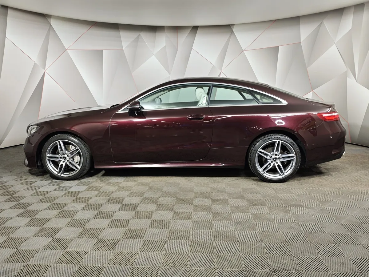 Mercedes-Benz E-Класс E 200 4MATIC G-TRONIC (184 л.с.) Sport Красный в АВИЛОН. Слайд №5