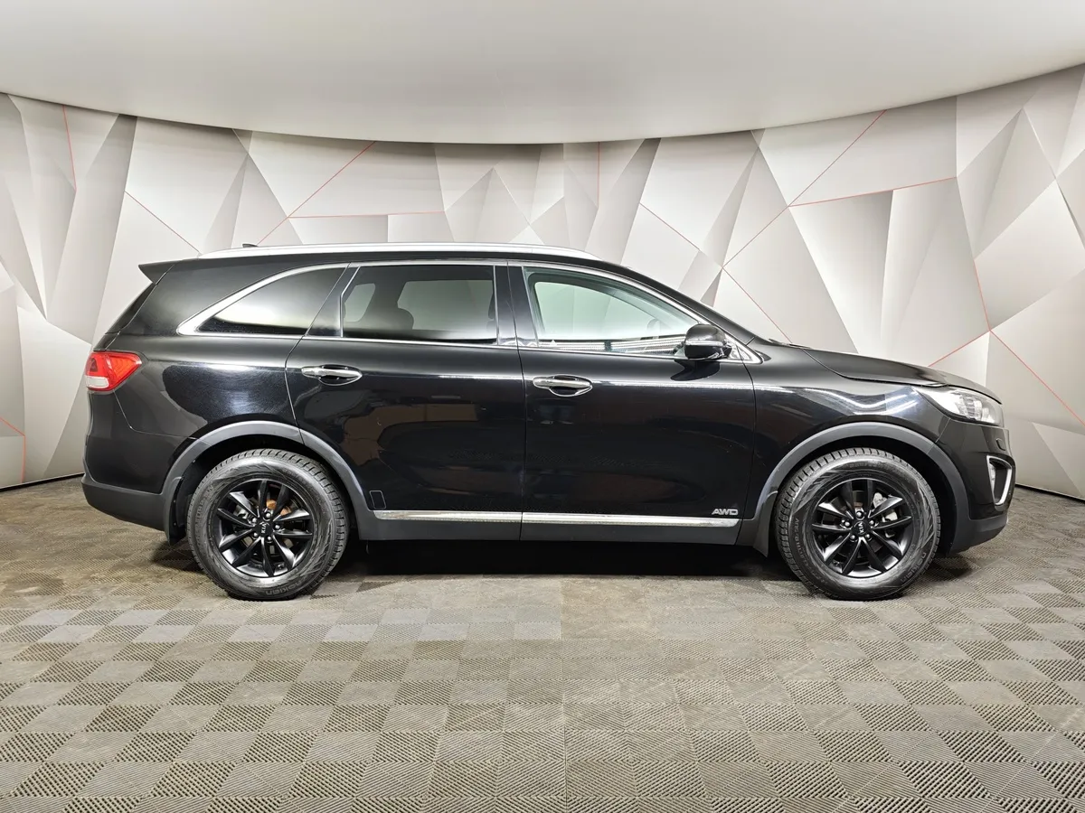 Kia Sorento 3.5 AT AWD (249 л.с.) Premium Черный в АВИЛОН. Слайд №6