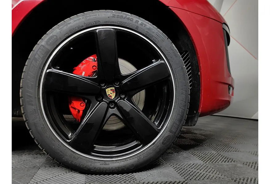 Porsche Macan GTS 3.0 PDK AWD (360 л.с.) Красный в АВИЛОН. Слайд №9