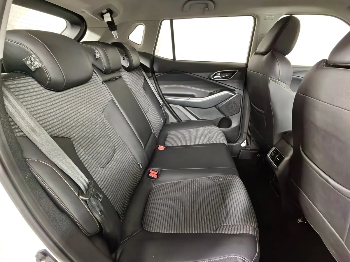 Москвич 3 1.5 CVT (136 л.с.) Standart Plus Белый в АВИЛОН. Слайд №16