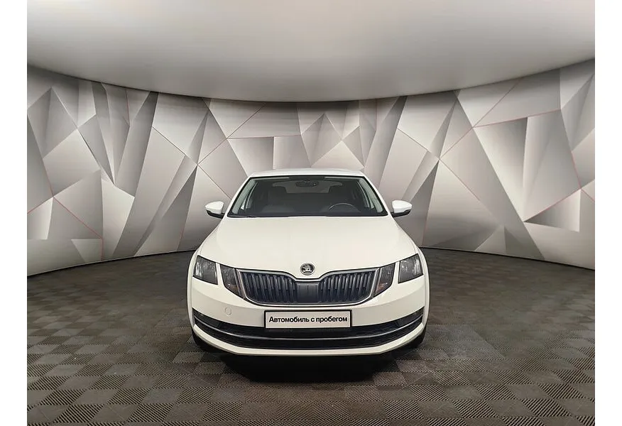 АВИЛОН - Skoda Octavia 1.4 TSI MT (150 л.с.) Hockey Edition Белый - slide 4