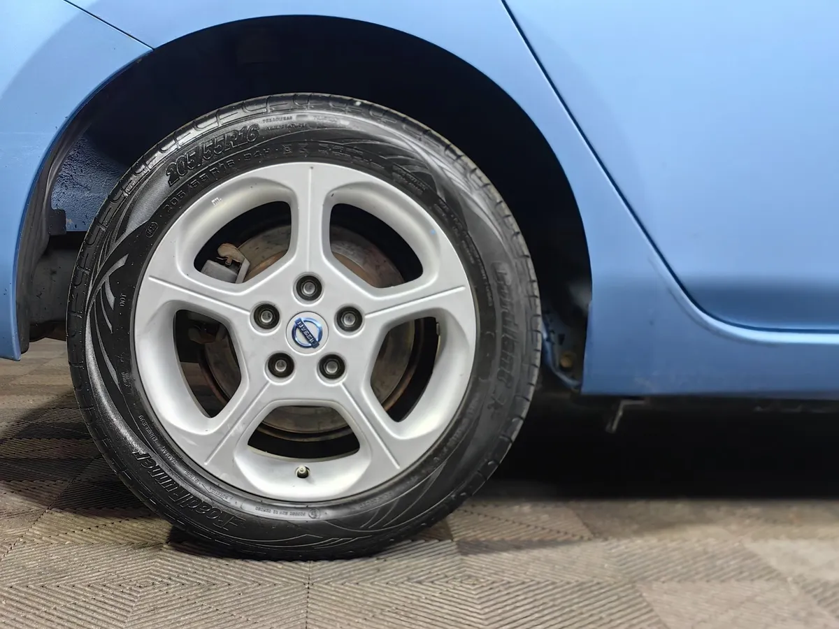 Nissan Leaf AT (109 л.с.) Синий в АВИЛОН. Слайд №9
