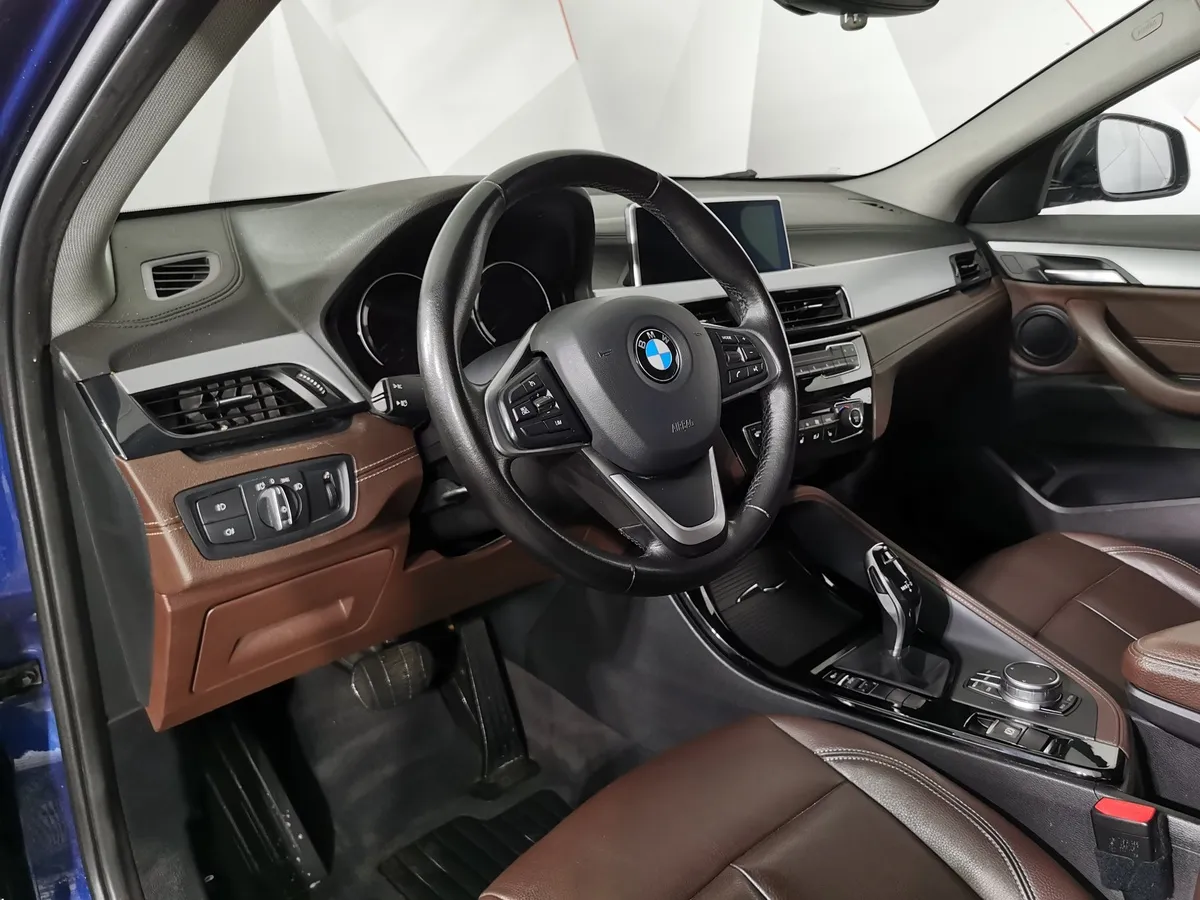 BMW X2 18i sDrive AMT (140 л.с.) Advantage Синий в АВИЛОН. Слайд №12