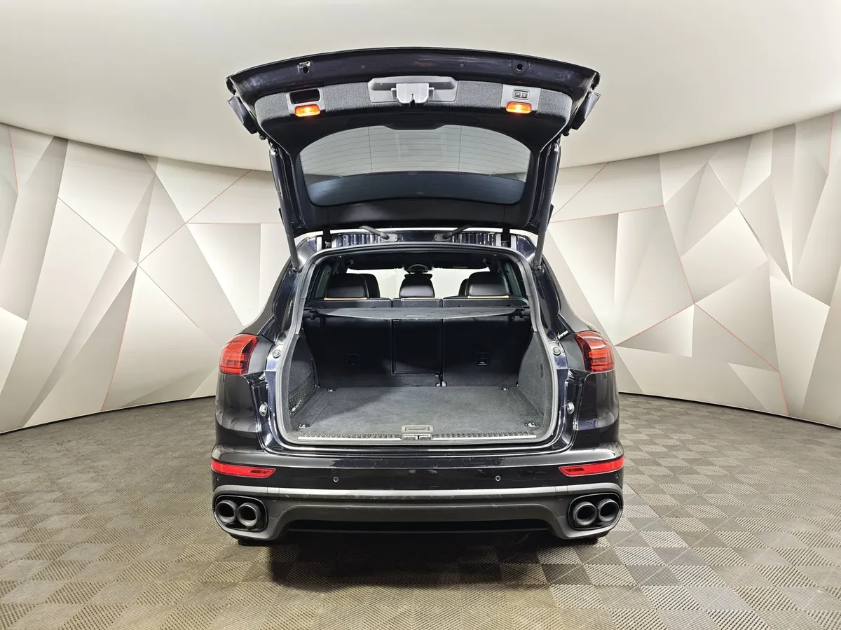Porsche Cayenne Diesel 3.0 Tiptronic S AWD (245 л.с.) Черный в АВИЛОН. Слайд №11