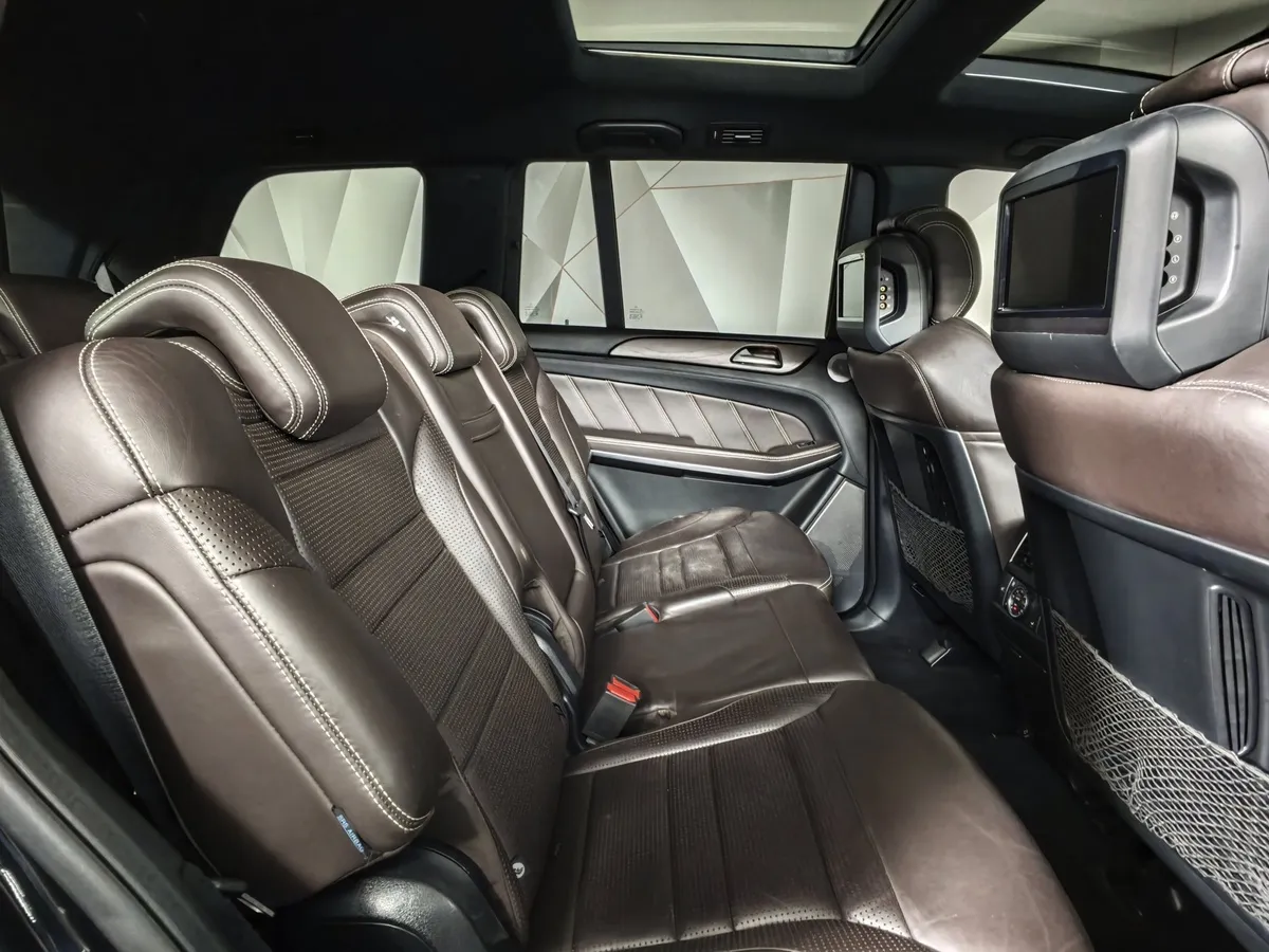 Mercedes-Benz GLS 63 4MATIC 7G-TRONIC PLUS (585 л.с.) Черный в АВИЛОН. Слайд №16