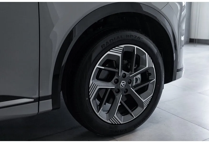 Changan CS75PLUS 2.0 AT 4WD (235 л.с.) Tech Серый в АВИЛОН. Слайд №17
