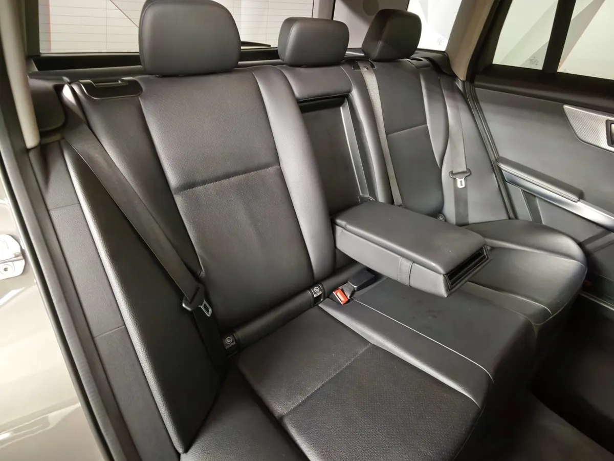 Mercedes-Benz GLK GLK 300 7G-Tronic Plus 4Matic (249 л.с.) Серый в АВИЛОН. Слайд №16