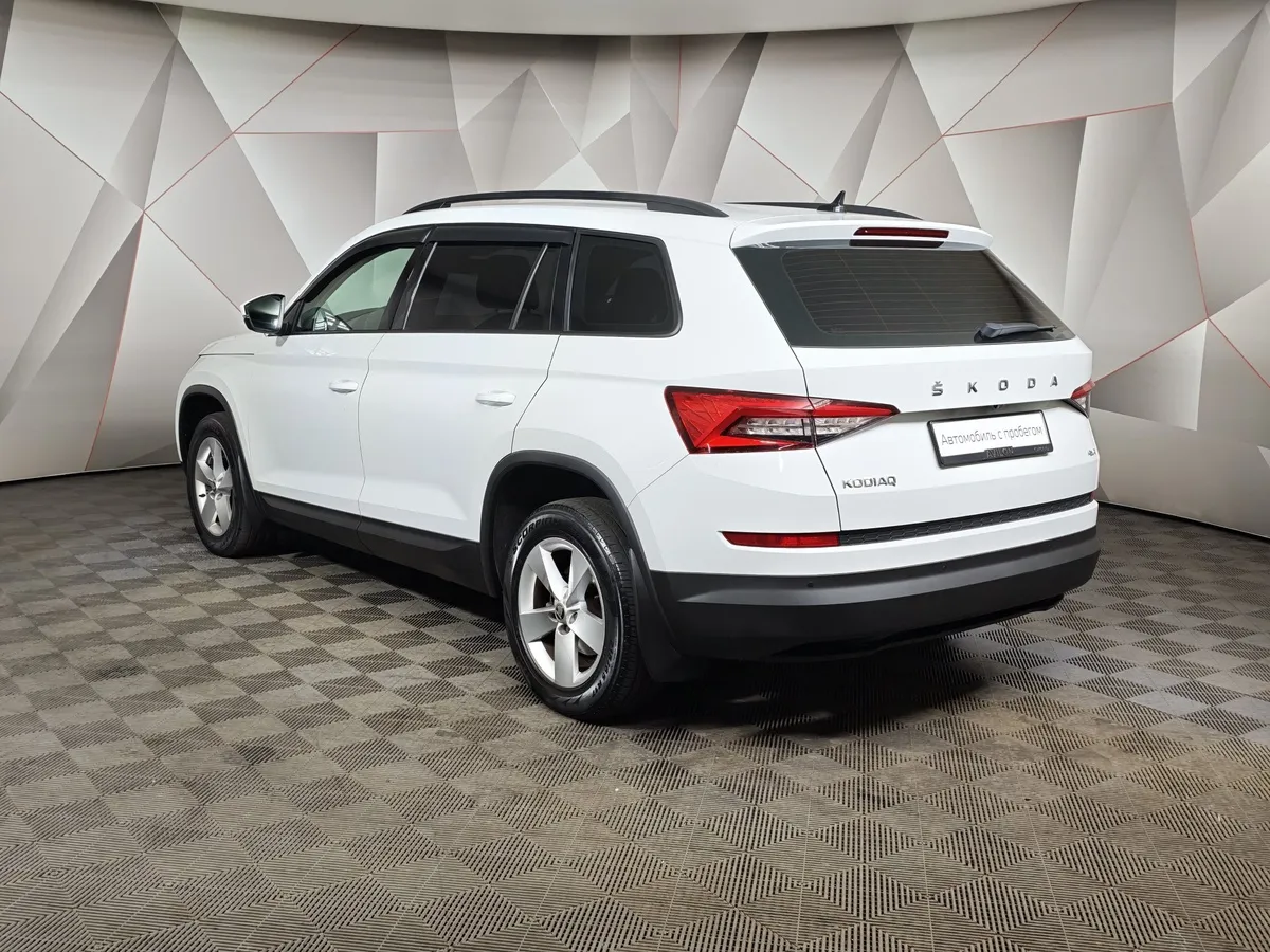 Skoda Kodiaq 1.4 TSI DSG 4X4 (150 л.с.) Белый в АВИЛОН. Слайд №4
