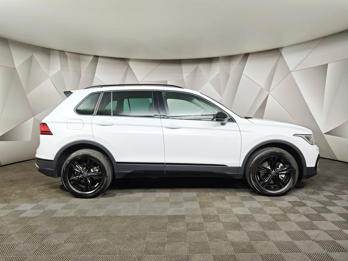 Volkswagen Tiguan 2.0 TSI 4Motion AT (180 л.с.) Urban Sport Белый в АВИЛОН. Слайд №6