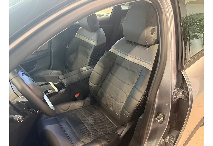 Citroen C5 X 1.6 THP AT 2WD (175 л.с.) Серый в АВИЛОН. Слайд №7