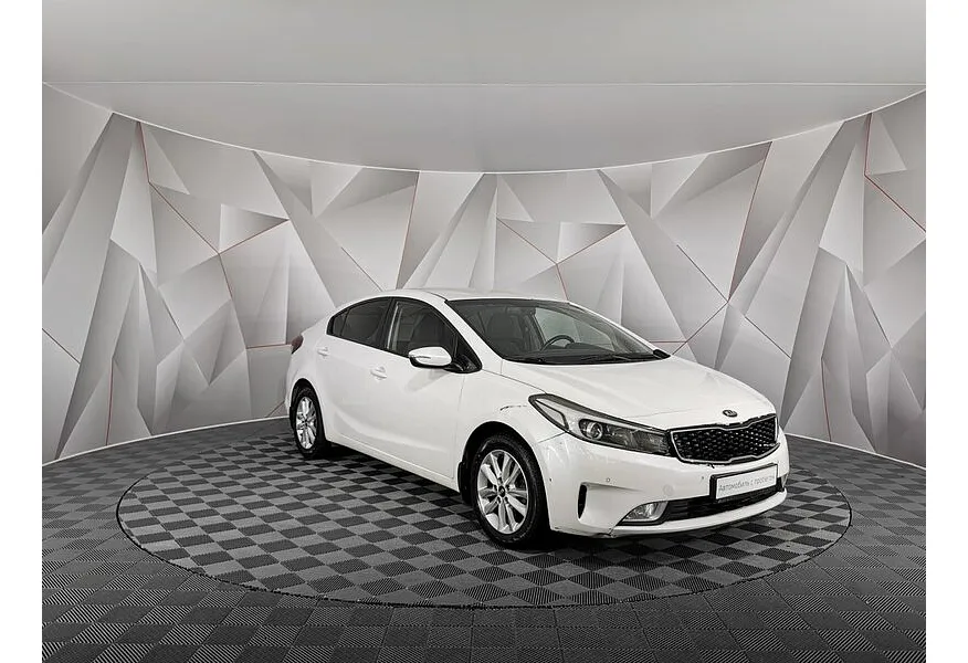 Kia Cerato 1.6 AT (130 л.с.) Comfort Белый в АВИЛОН. Слайд №3