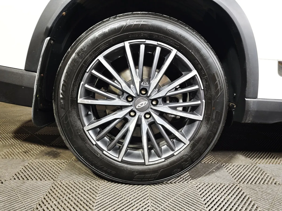 Chery Tiggo 8 Pro 1.6 TGDI DCT7 (186 л.с.) Prestige Dreamline Белый в АВИЛОН. Слайд №9