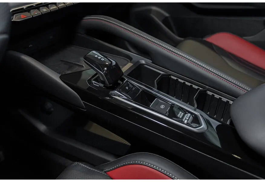 Belgee X50+ 1.5T DCT FWD (147 л.с.) Стиль Красный в АВИЛОН. Слайд №12