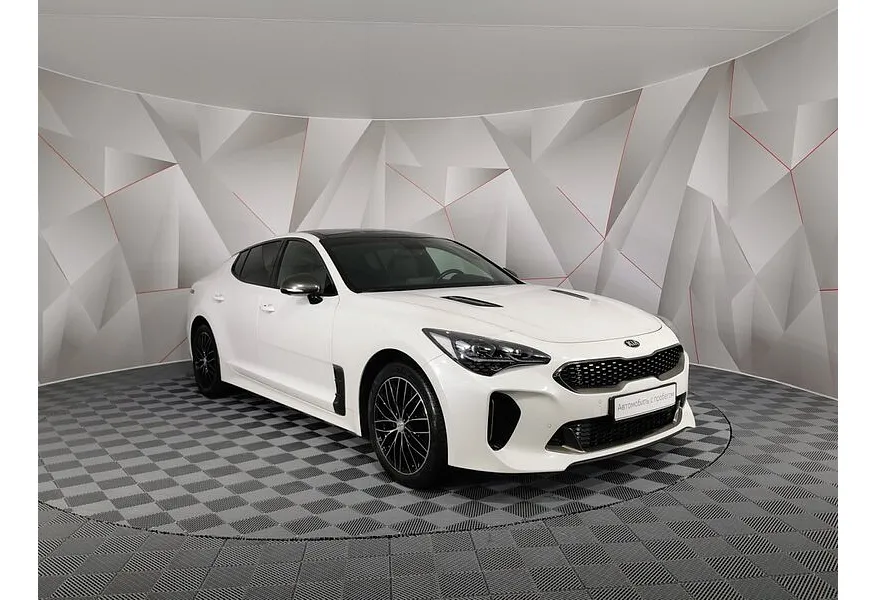 АВИЛОН - Kia Stinger 2.0 AT (247 л.с.) Comfort Белый - slide 1