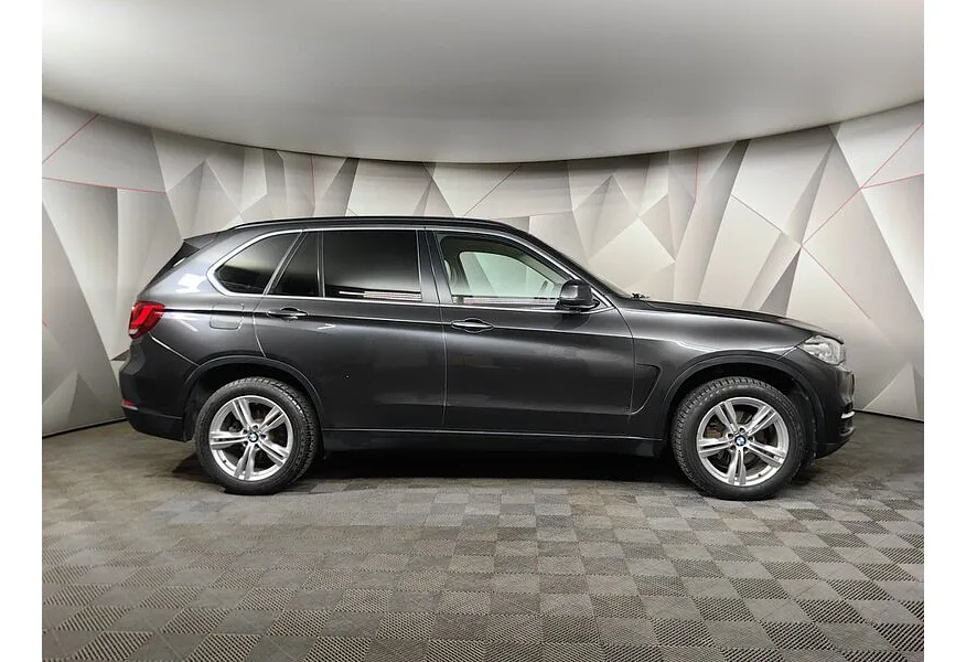 BMW X5 xDrive25d Steptronic (218 л.с.) Серый в АВИЛОН. Слайд №6