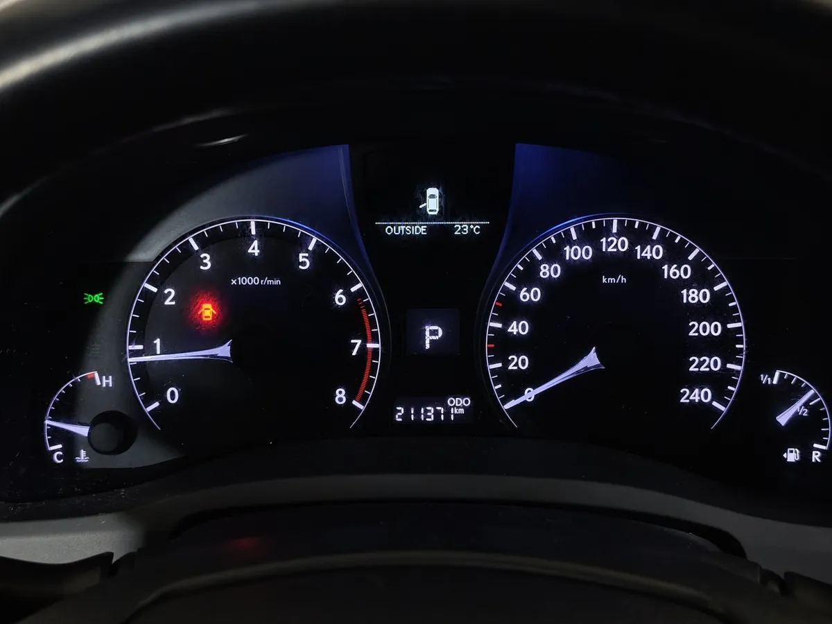 Lexus RX 270 AT (188 л.с.) Белый в АВИЛОН. Слайд №17
