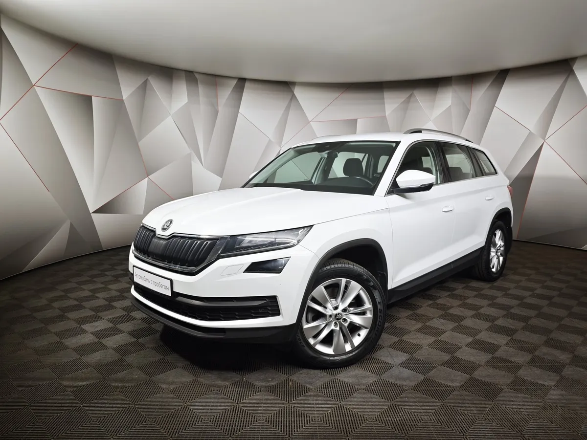 АВИЛОН - Skoda Kodiaq 2.0 TSI DSG 4X4 (180 л.с.) Белый - slide 10130578