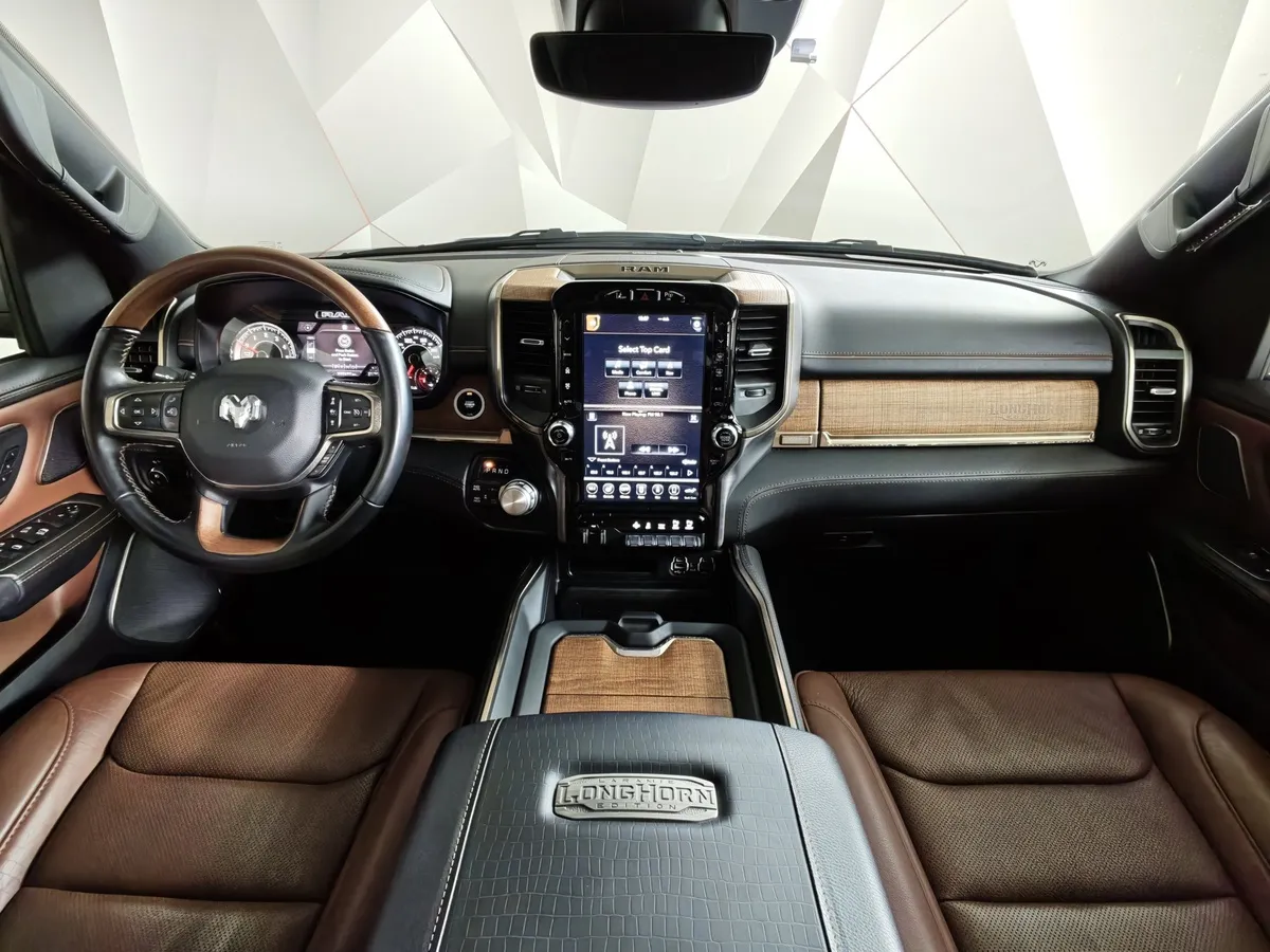 Dodge Ram 5.7 AT 4WD (396 л.с.) Белый в АВИЛОН. Слайд №14