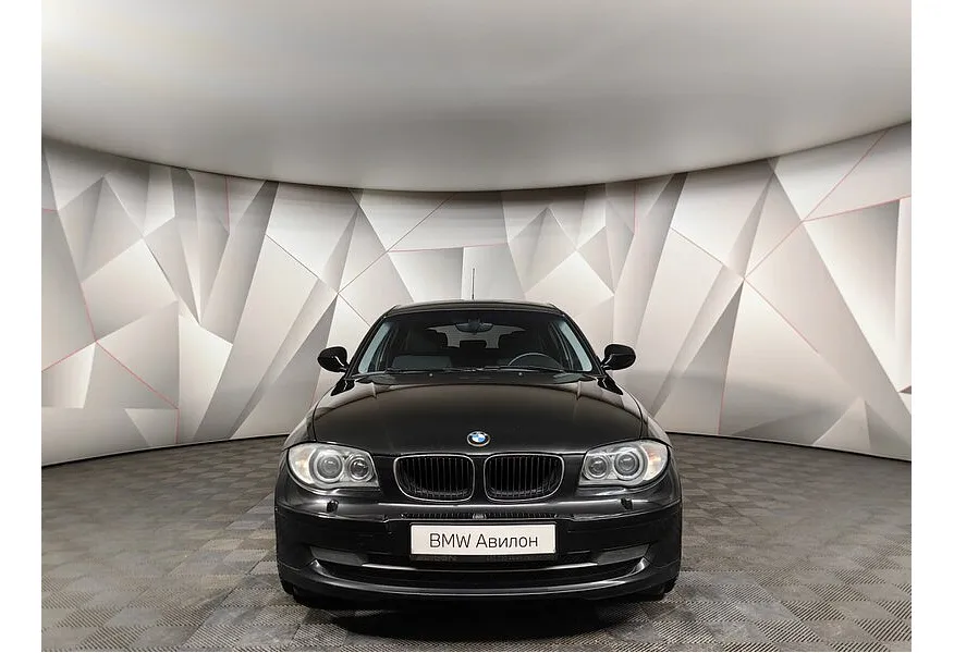 BMW 1 серия 116i AT (115 л.с.) Черный в АВИЛОН. Слайд №3 BMW 1 серия 116i AT (115 л.с.) Черный в АВИЛОН. Слайд №3