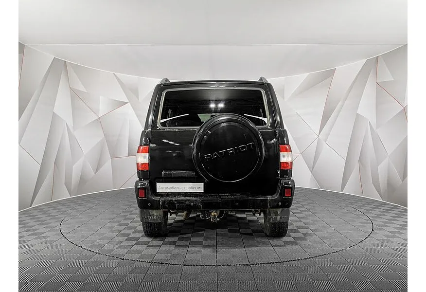 УАЗ Patriot 2.7 MT 4WD (128 л.с.) Черный в АВИЛОН. Слайд №8