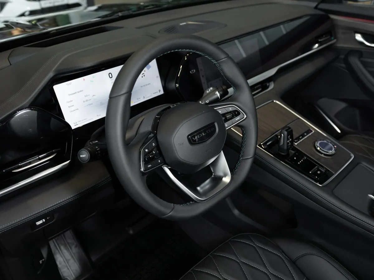 Volga K50 2.0T AT 4WD (238 л.с.) Премиум Серебристый в АВИЛОН. Слайд №5