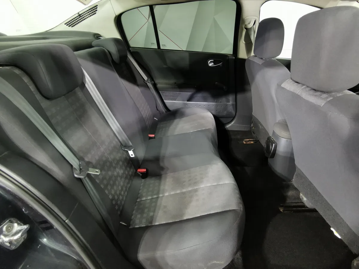 Renault Megane 1.6 MT (115 л.с.) Серый в АВИЛОН. Слайд №14