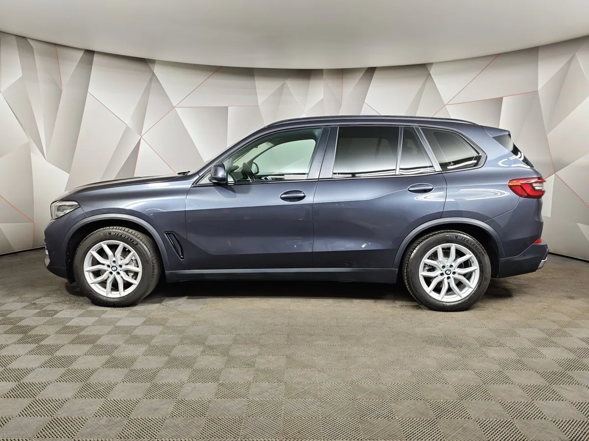 BMW X5 xDrive30d Steptronic (249 л.с.) Base (Локальная сборка) Серый в АВИЛОН. Слайд №5