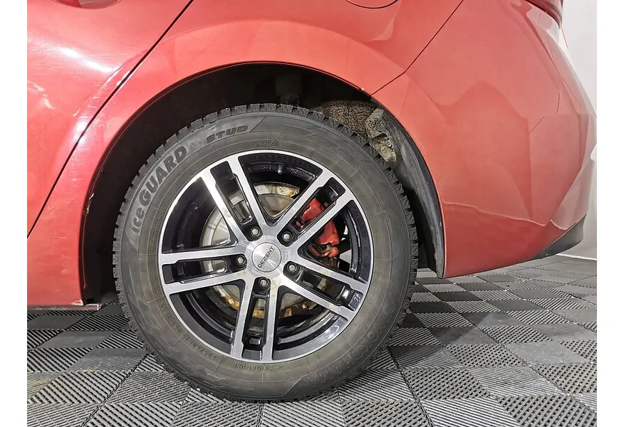 Mazda 3 1.5 AT (120 л.с.) Красный в АВИЛОН. Слайд №9