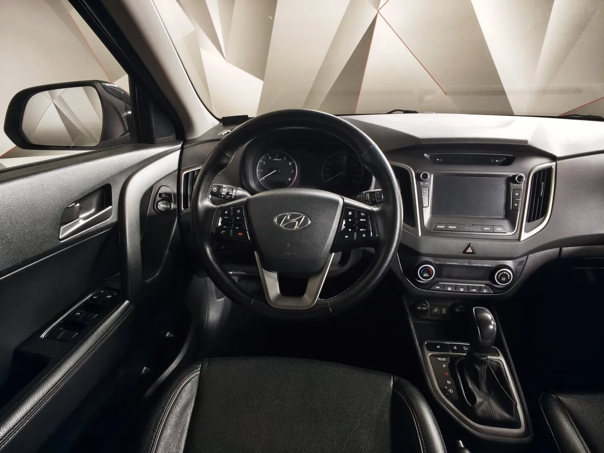 Hyundai Creta 2.0 AT AWD (149 л.с.) Travel Черный в АВИЛОН. Слайд №20